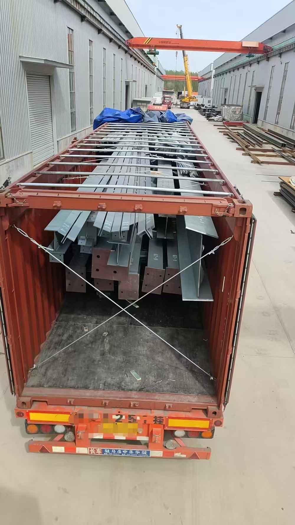 Vận chuyển các thành viên cấu trúc thép đến Thái Lan