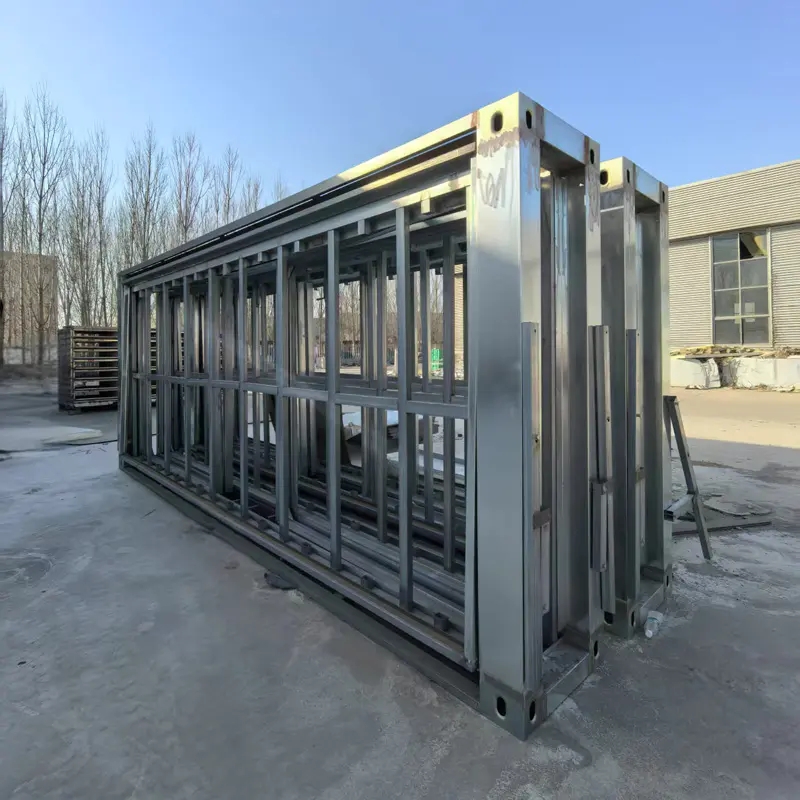 Các ứng dụng cụ thể của ống vuông trong lĩnh vực kiến ​​trúc là gì?